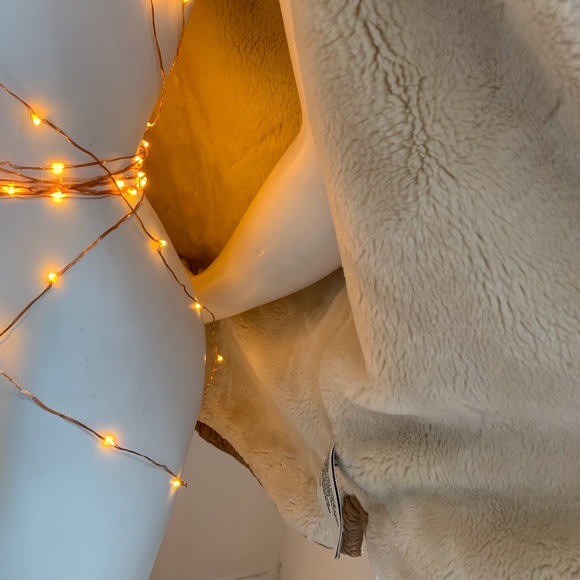 Suede Coat - Picture 7 of 7